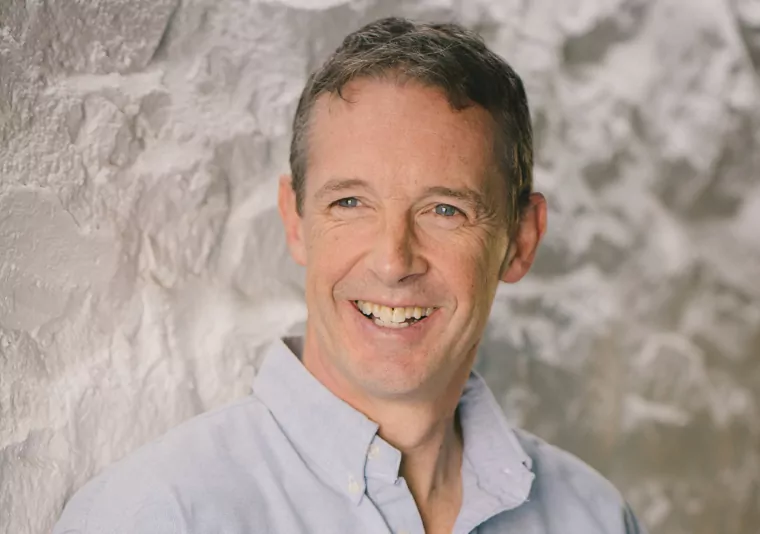 Dr. Douglas Thom